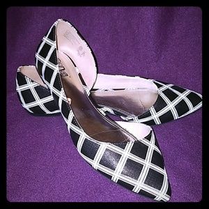 Black and white flats
